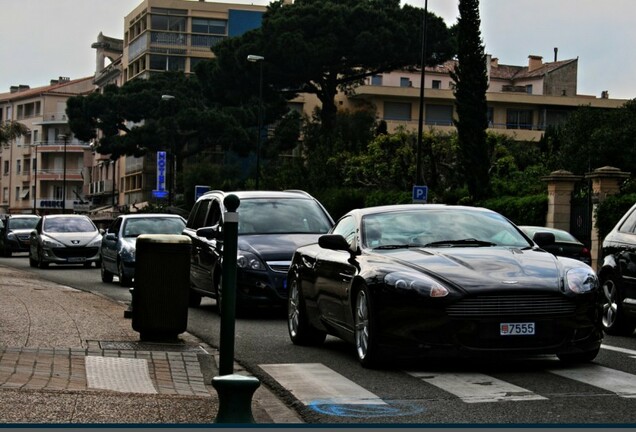 Aston Martin DB9