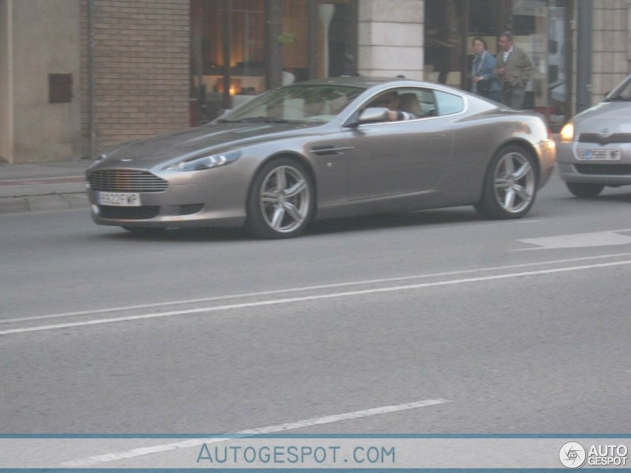 Aston Martin DB9