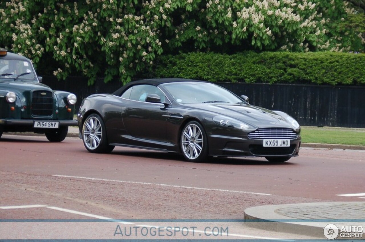 Aston Martin DBS Volante