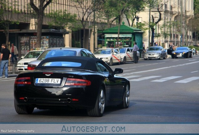 Aston Martin DB9 Volante