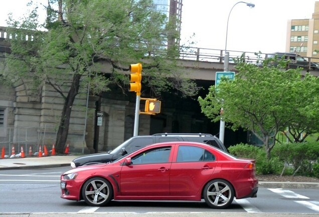 Mitsubishi Lancer Evolution X