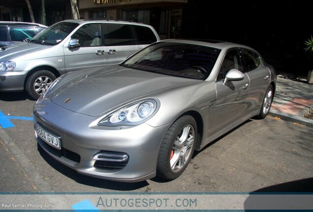 Porsche 970 Panamera Turbo MkI