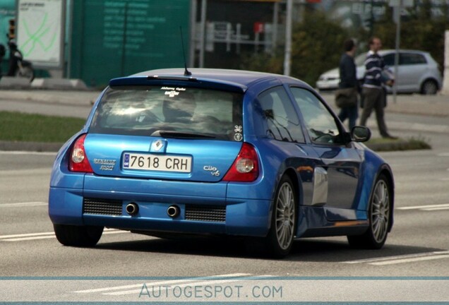 Renault Clio V6 Phase II