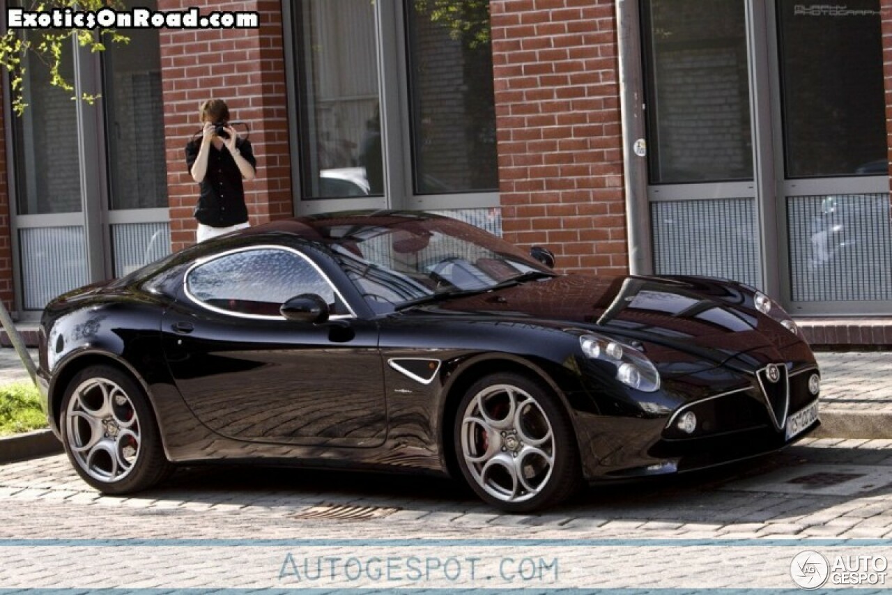 Alfa Romeo 8C Competizione