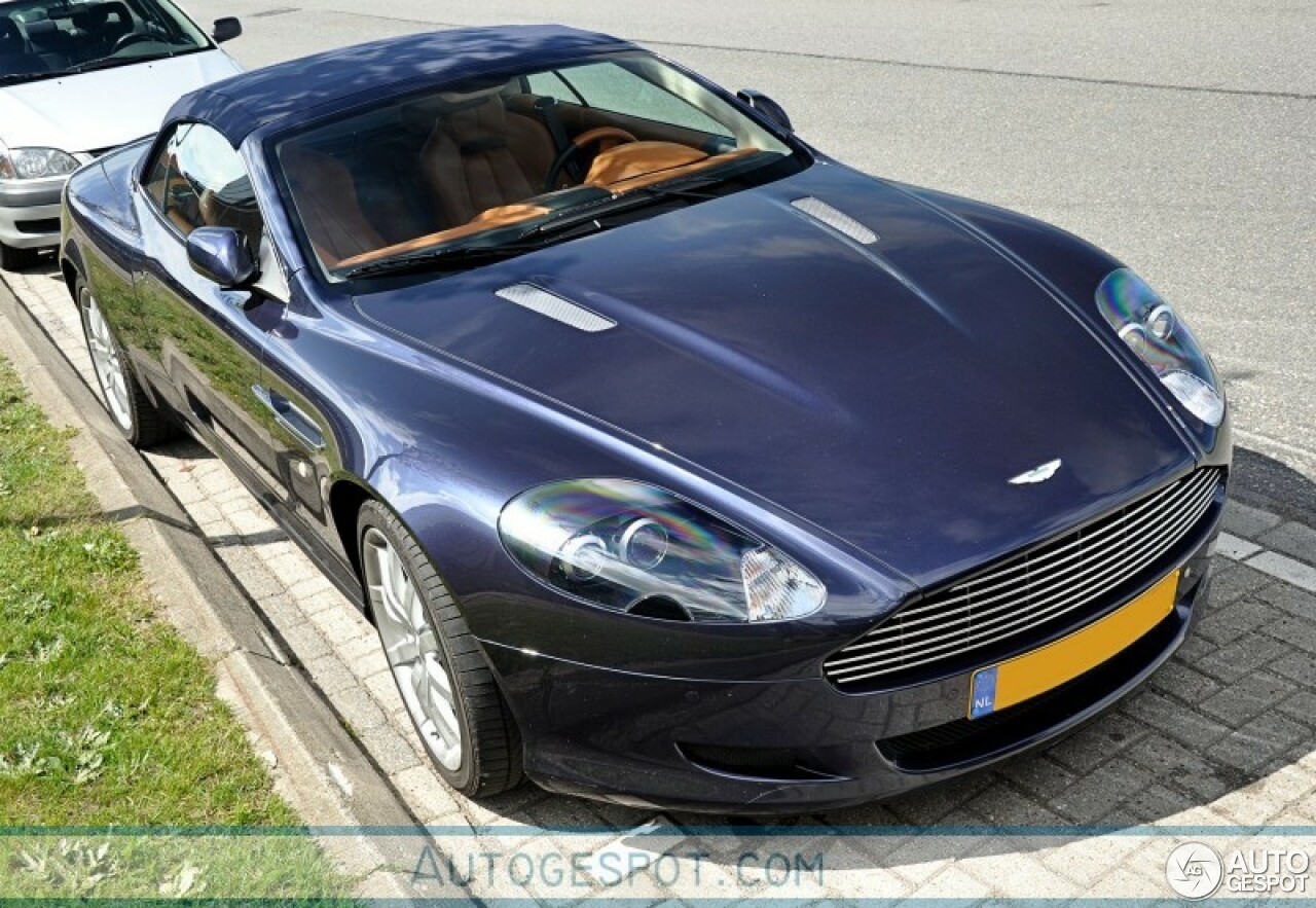 Aston Martin DB9 Volante