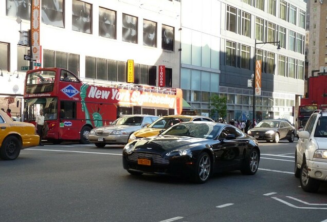 Aston Martin V8 Vantage