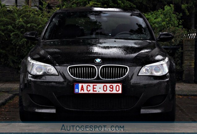 BMW M5 E60 2005