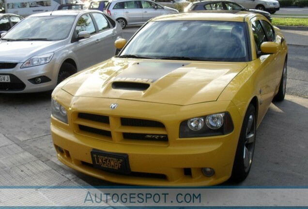 Dodge Charger SRT-8 Super Bee