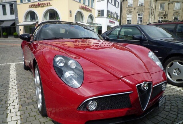 Alfa Romeo 8C Spider