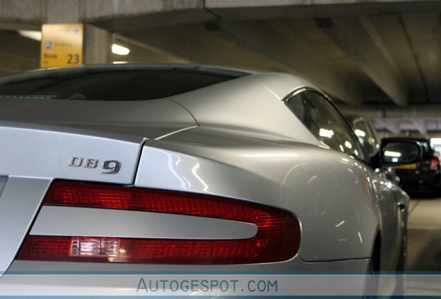 Aston Martin DB9