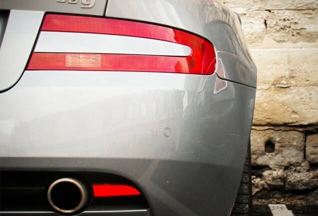 Aston Martin DB9 Volante