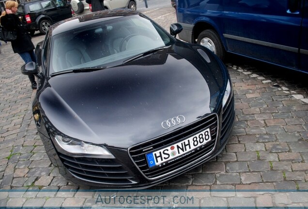 Audi R8