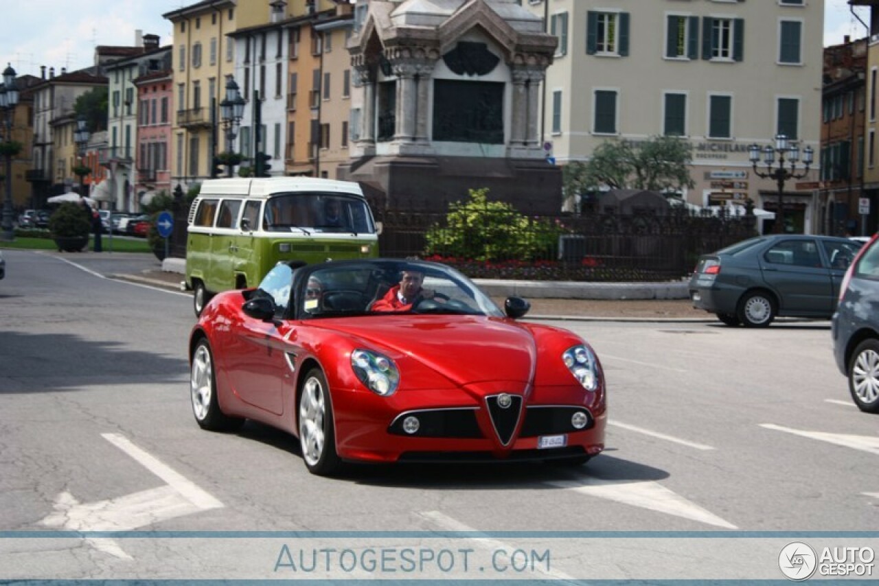 Alfa Romeo 8C Spider