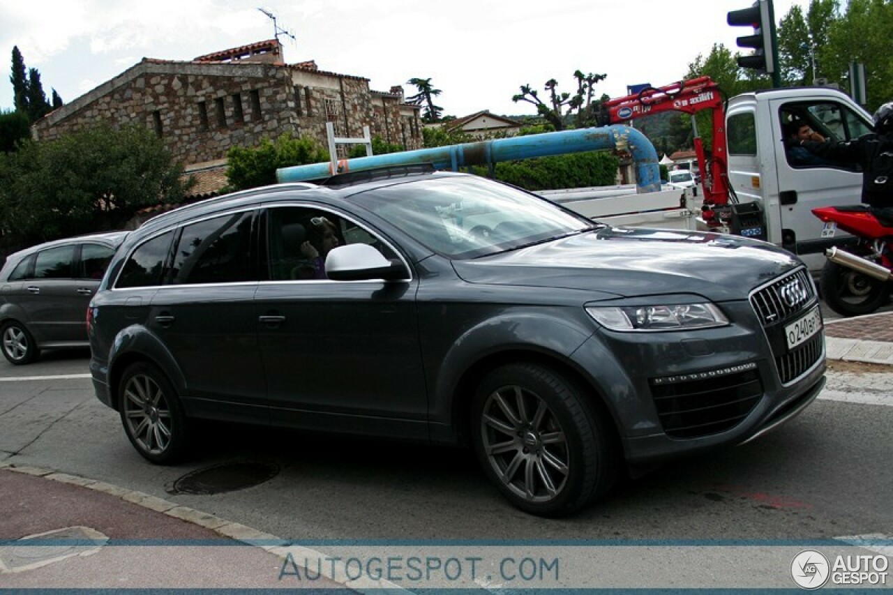 Audi Q7 V12 TDI