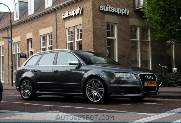 Audi RS4 Avant B7