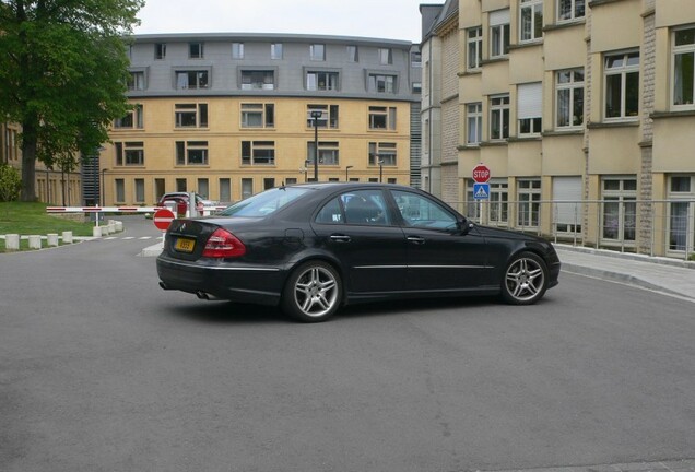 Mercedes-Benz E 55 AMG