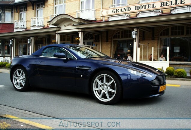 Aston Martin V8 Vantage Roadster