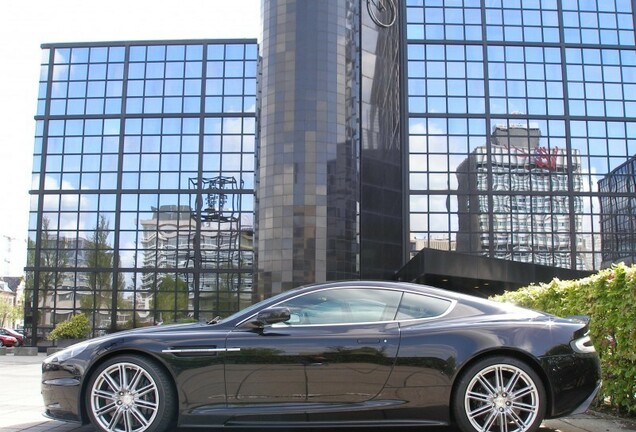 Aston Martin DBS