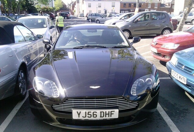 Aston Martin V8 Vantage