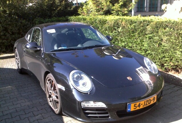 Porsche 997 Carrera 4S MkII Pon Edition