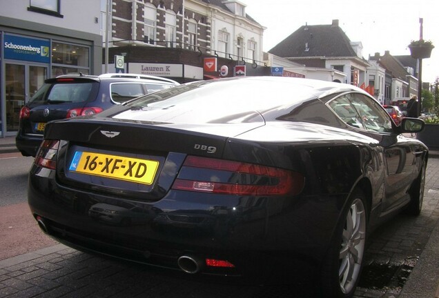 Aston Martin DB9