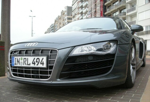 Audi R8 V10