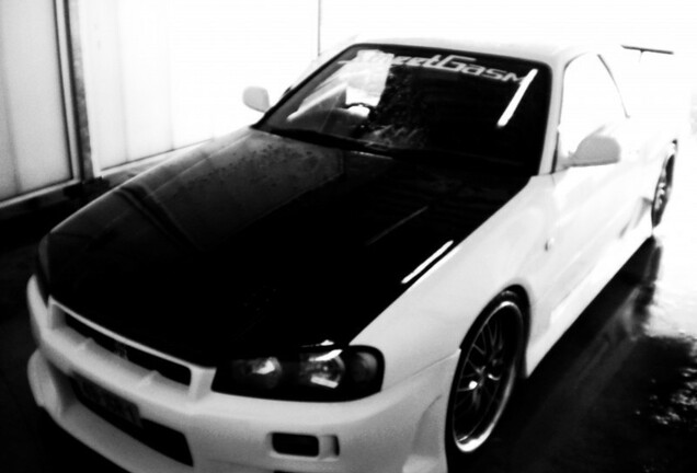 Nissan Skyline R34