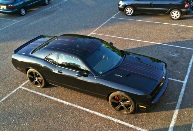 Dodge Challenger SRT-8