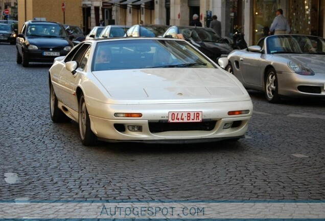 Lotus Esprit S4