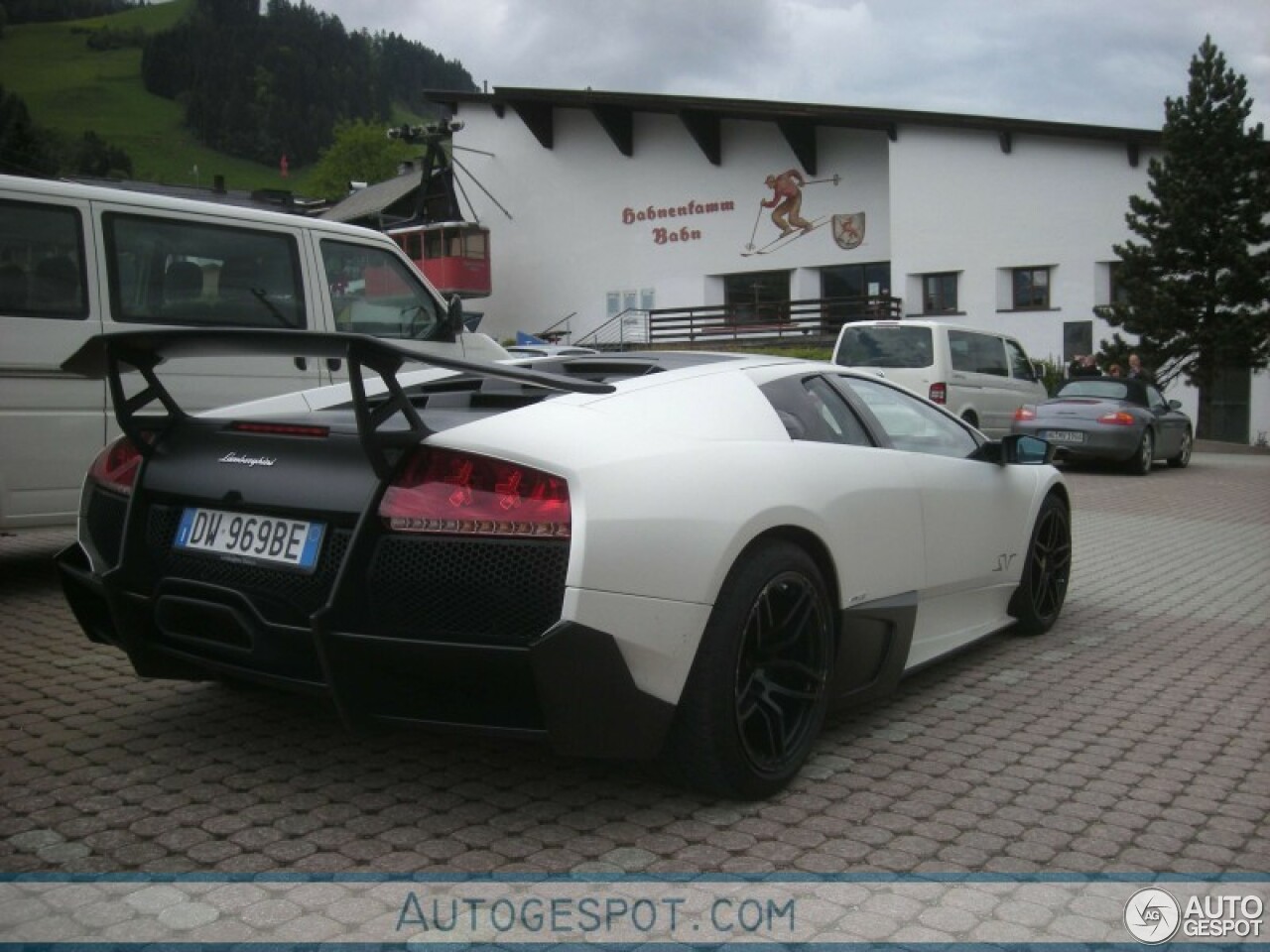 Lamborghini Murciélago LP670-4 SuperVeloce