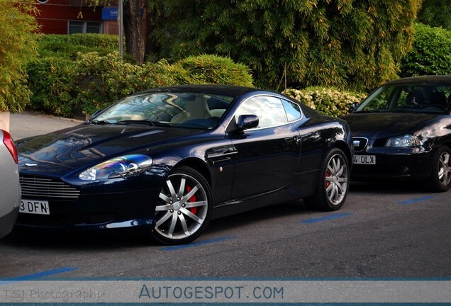 Aston Martin DB9