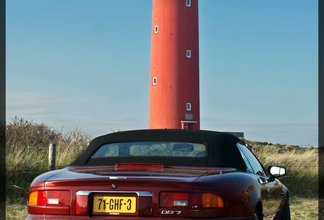 Aston Martin DB7 Volante