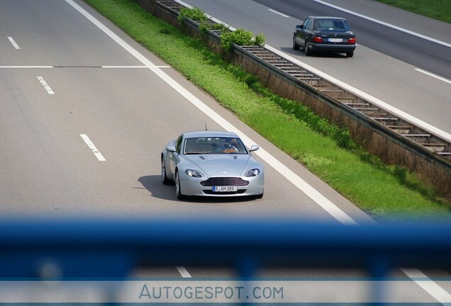 Aston Martin V8 Vantage