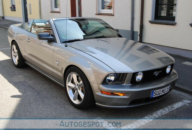 Ford Mustang GT Convertible 45th Anniversary Edition