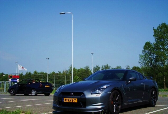 Nissan GT-R