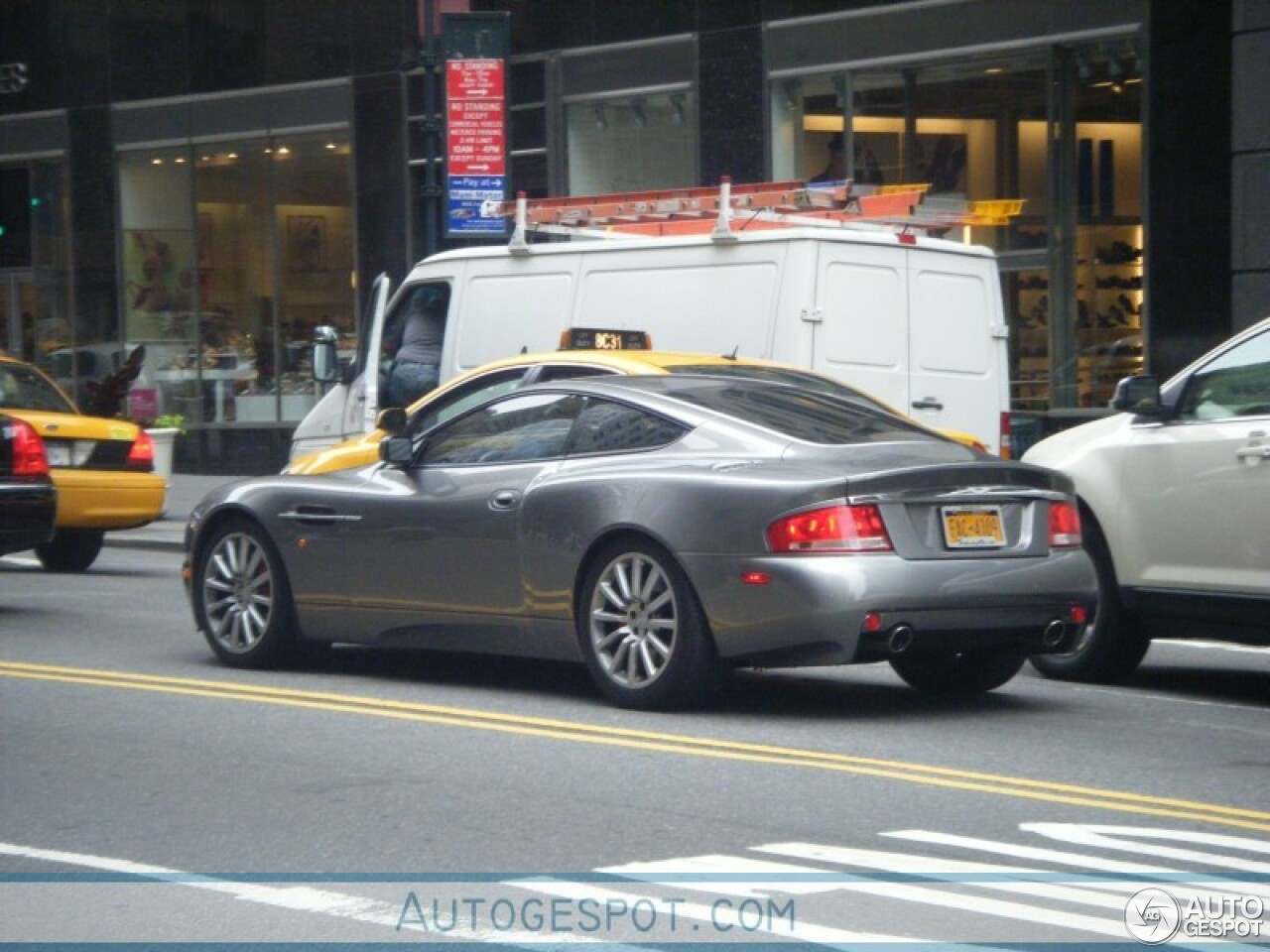 Aston Martin Vanquish