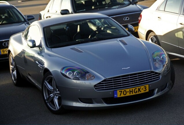 Aston Martin DB9