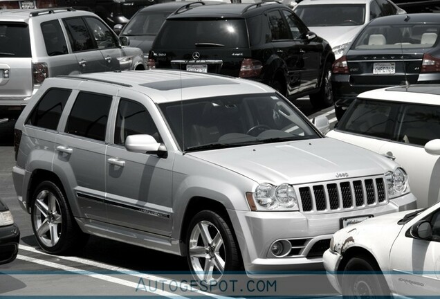 Jeep Grand Cherokee SRT-8 2005