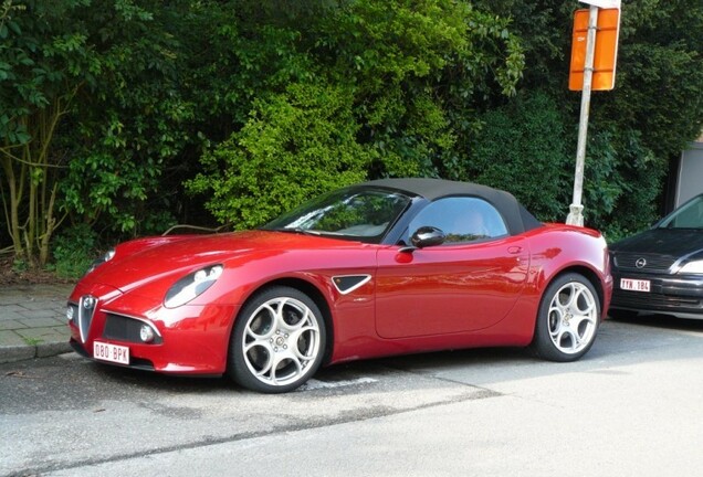 Alfa Romeo 8C Spider