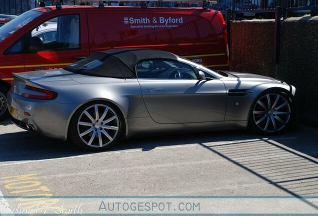 Aston Martin V8 Vantage Roadster