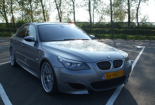 BMW M5 E60 2005