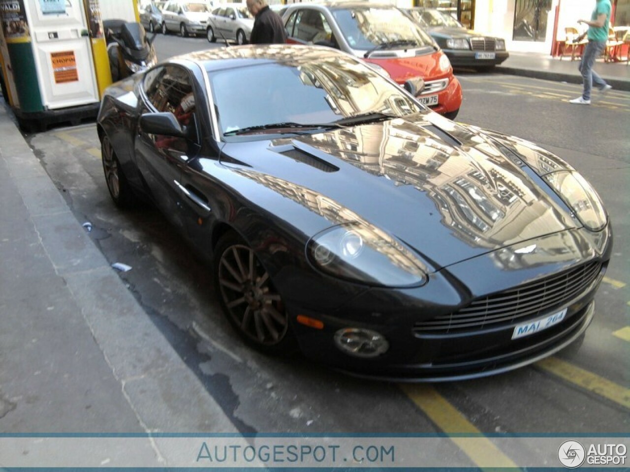 Aston Martin Vanquish S