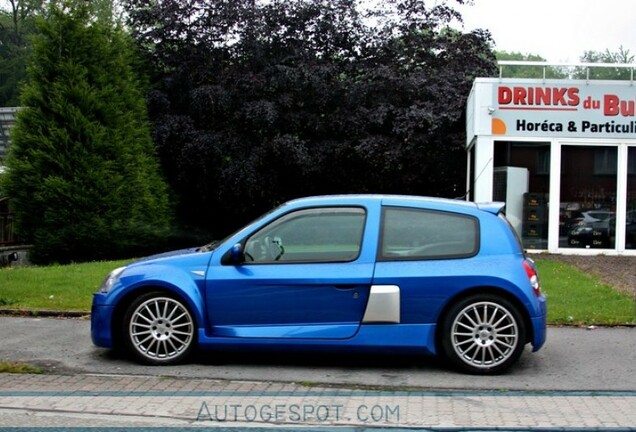 Renault Clio V6 Phase II