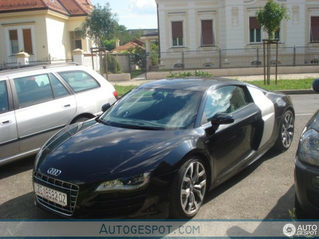 Audi R8 V10