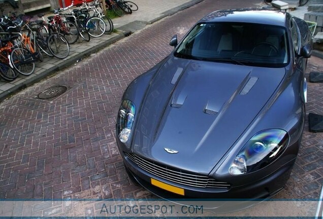 Aston Martin DBS