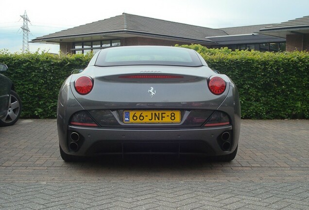 Ferrari California