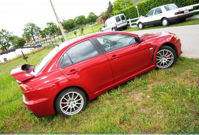 Mitsubishi Lancer Evolution X