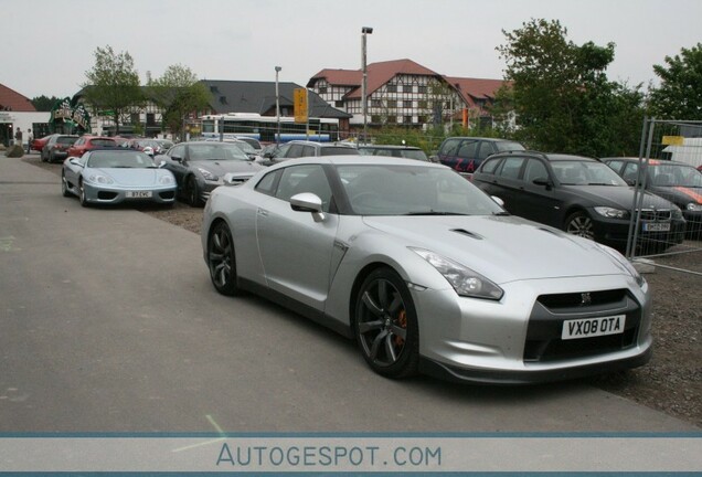 Nissan GT-R