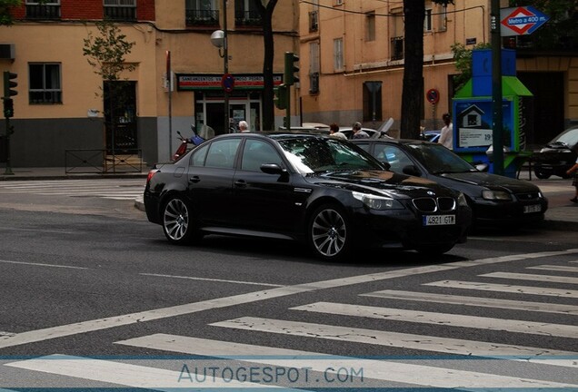 BMW M5 E60 2005