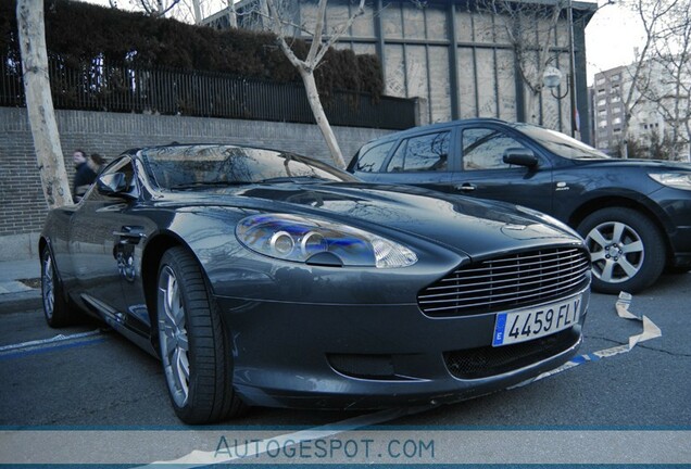 Aston Martin DB9